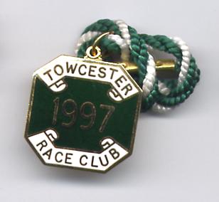 Towcester 1997 ladies.JPG (12462 bytes)